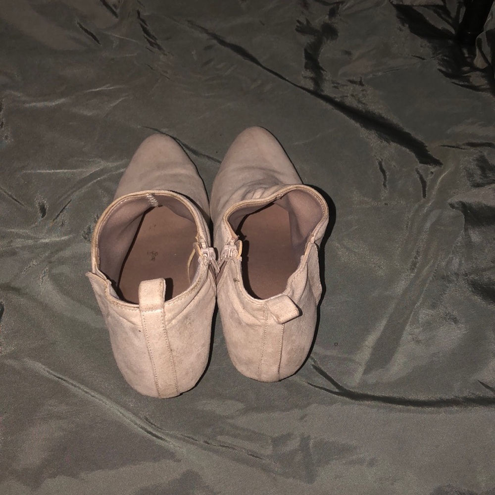 Booties - Picture 3 of 4